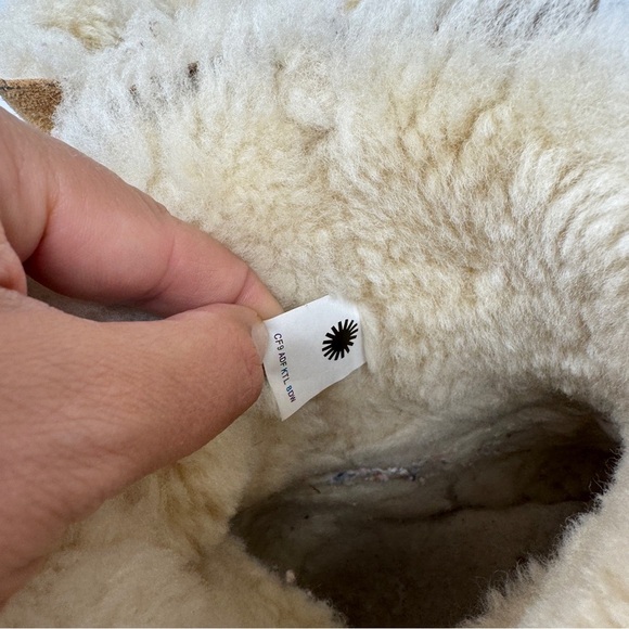 UGG Bailey Bow Boots Chestnut Brown Suede Sheepskin Fur Lined Women’s - Picture 6 of 10